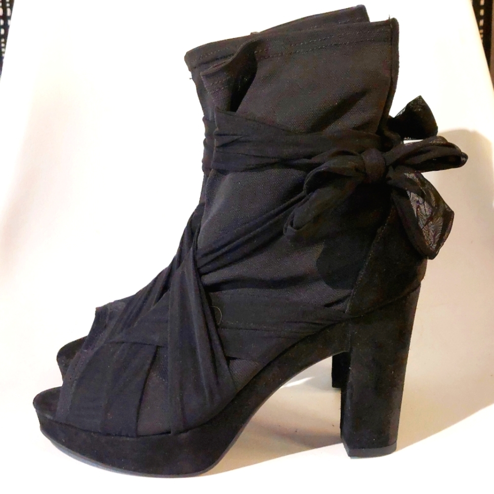 Strategia black suede & fabric platform sock bootie w tulle ties, EU41, NWT